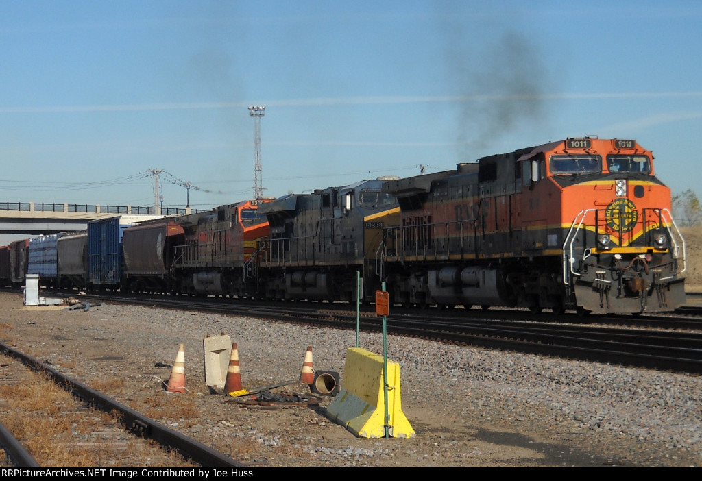 BNSF 1011 West